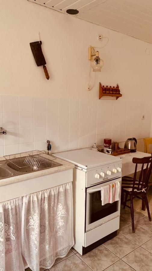 Henrietta Vendégház Domoszlo Esterno foto